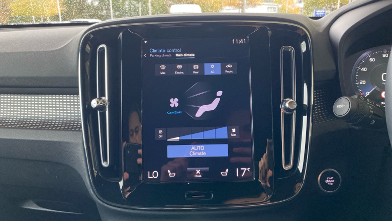 Volvo Xc40 2.0 B4P R DESIGN Pro 5dr Auto [7 speed] Petrol Estate